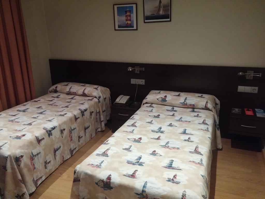 Hotel Nautico Виго Стая снимка
