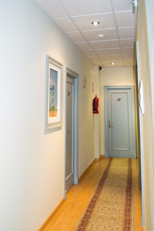 Hotel Nautico Виго Екстериор снимка